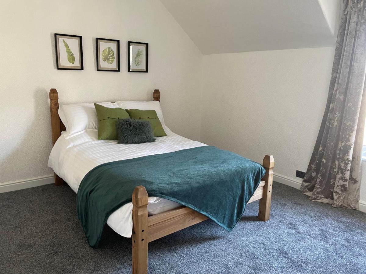 4 Bedroom House In Harrogate Town Centre Buitenkant foto
